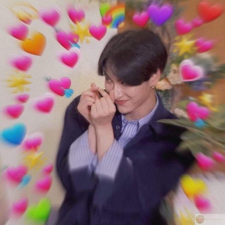 99+ ảnh meme thả tim chế hài hước, bựa cực mạnh