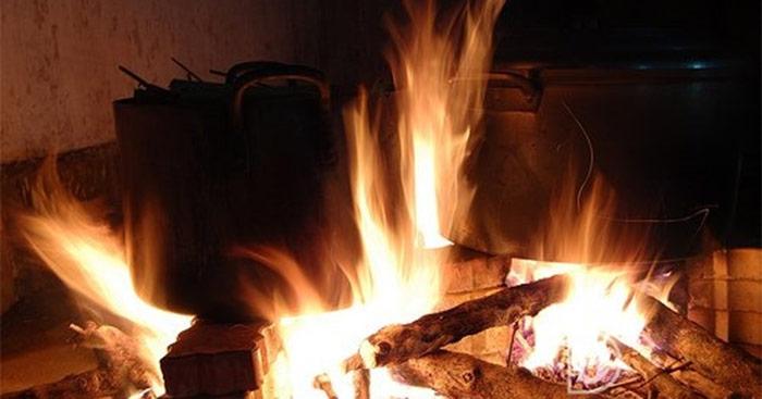 Phân tích 2 khổ cuối bài thơ Bếp lửa