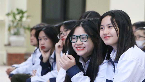 2k8 học lớp mấy