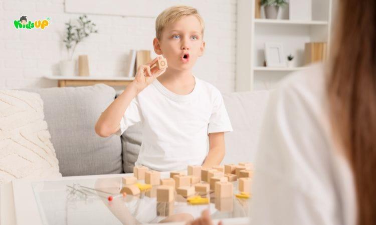 Lý do trẻ thường phát âm sai chữ Q trong tiếng Việt