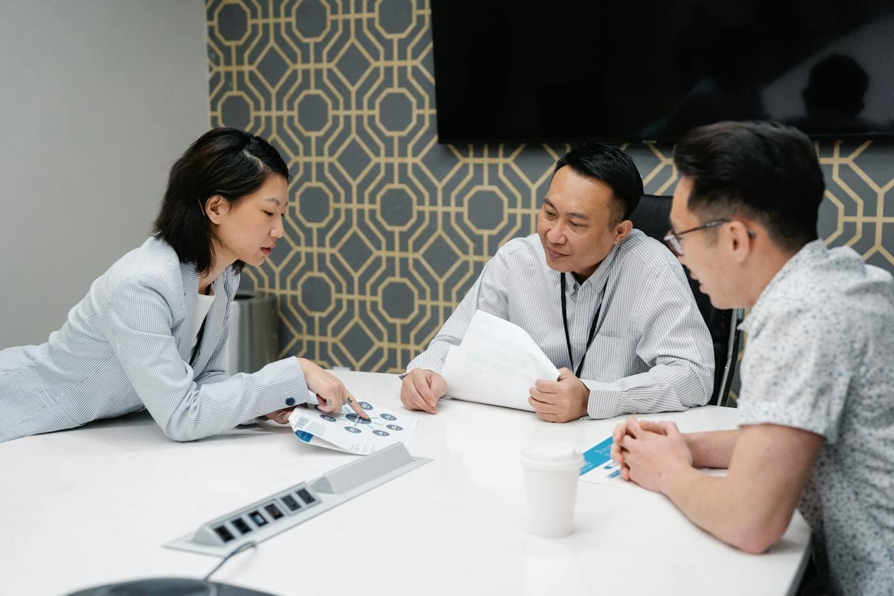 ban dang ky thi dua giao vien-min