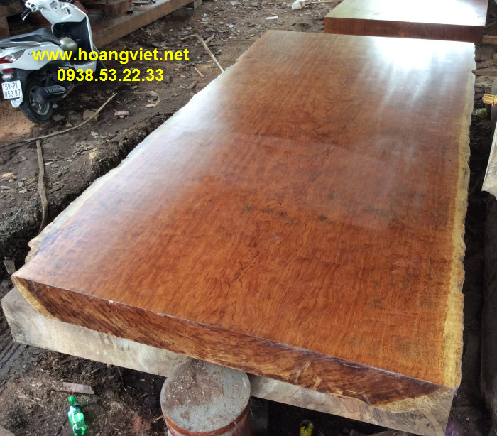 Bộ ngựa gỗ Cẩm lai Nam Phi