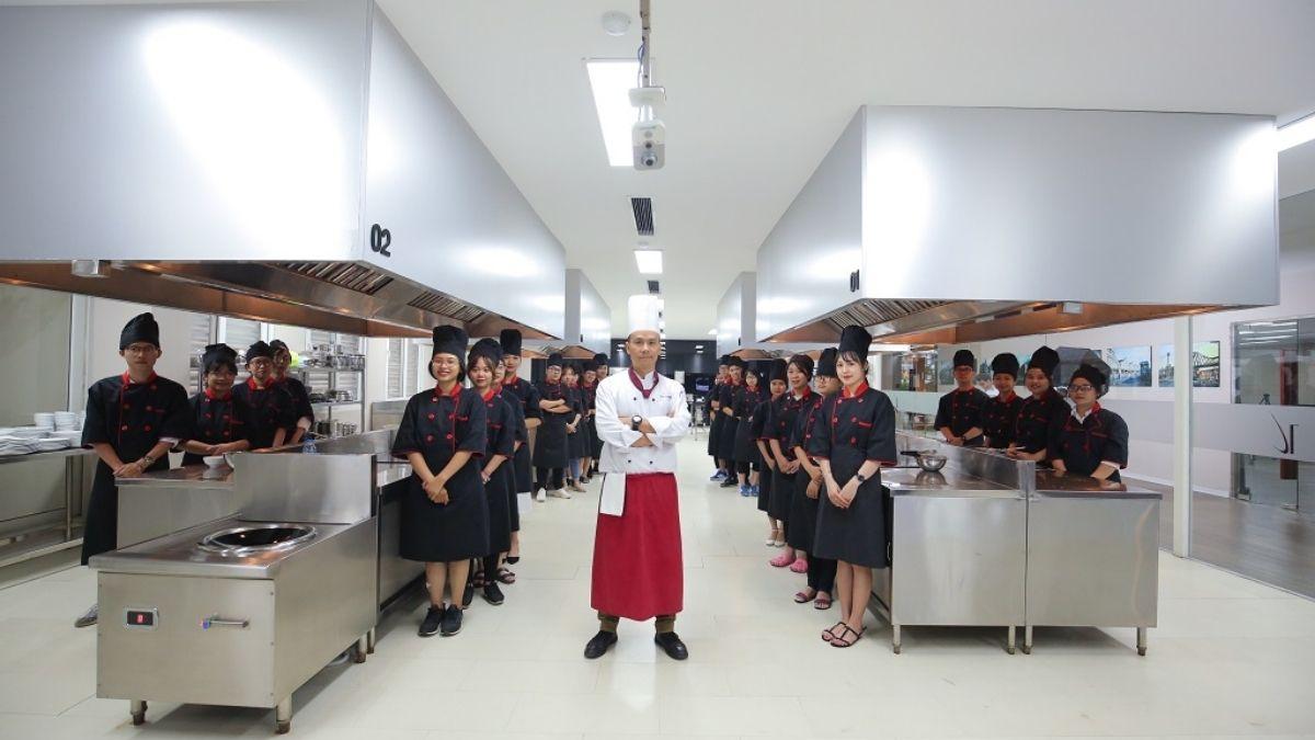 Các ngành Kinh tế và quản trị tại TLU