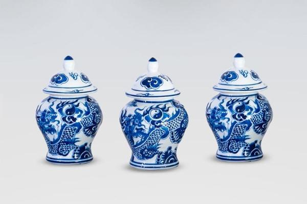 Hũ gạo - muối - nước là biểu tượng của sự no đủ, thanh tịnh và bình an