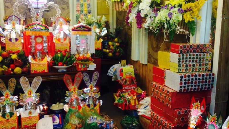 Trong lễ trả nợ tào quan, có thể sẽ phải đốt nhiều vàng mã (ảnh minh họa)