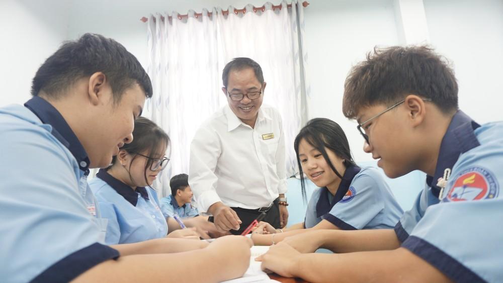 đi học vào sáng thứ bảy