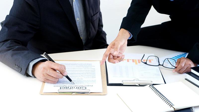 Mục đích của bài thi nhập tịch để xác định người nộp đơn có đáp ứng các yêu cầu về tiếng Anh và giáo dục công dân hay không