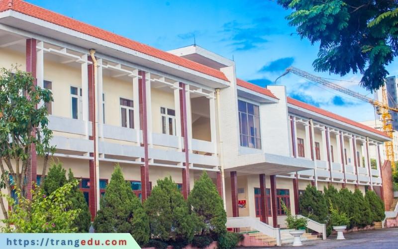 truong dai hoc ngoai thuong co so quang ninh tuyen sinh